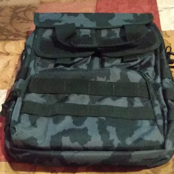Men's Camouflage Backpack - Picture 3 of 3